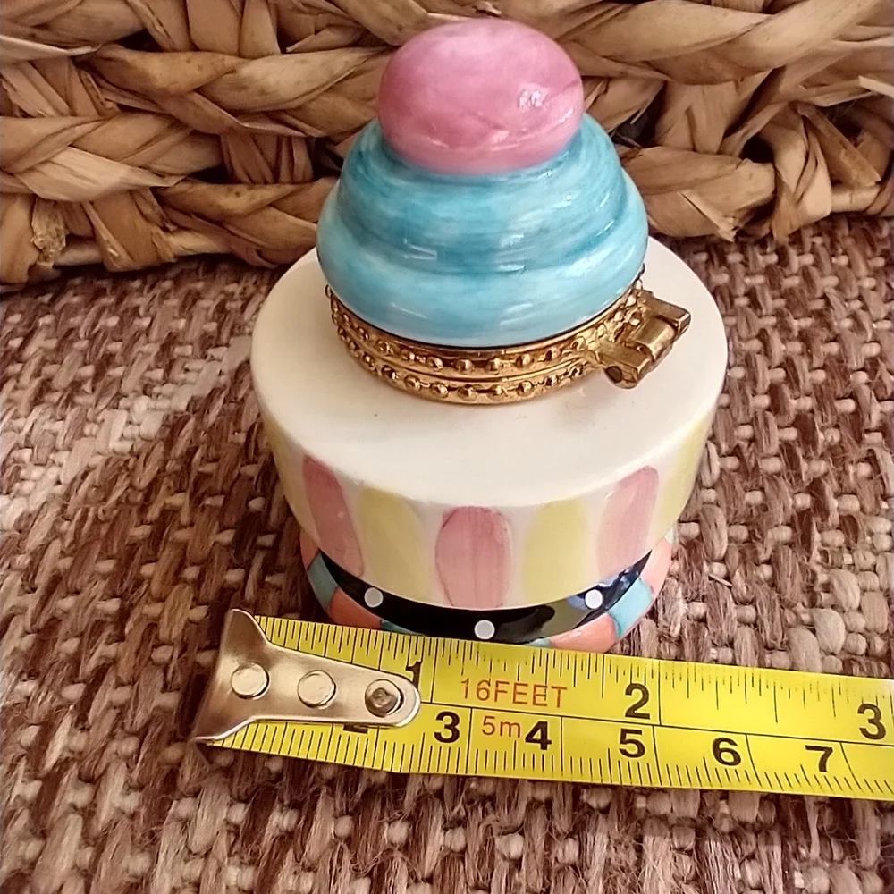 COPY - Ceramic Keepsave Box - Picture 7 of 7